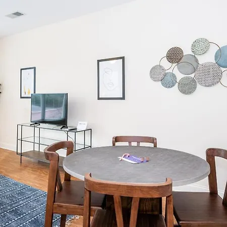 Viagem Studio In Top Location With Parking Apartment